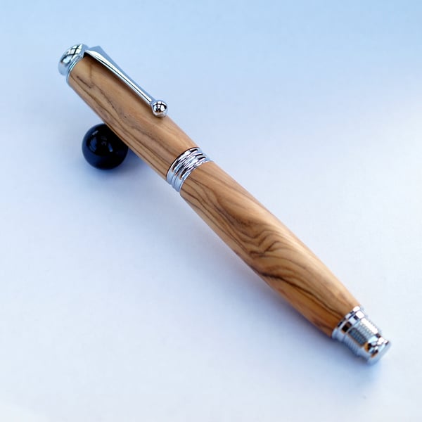 Omega Rollerball pen in Olive