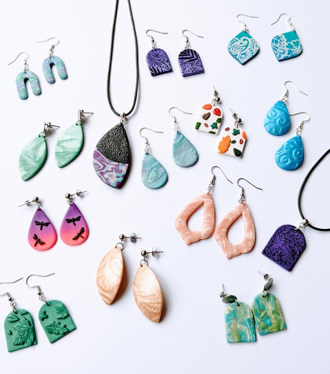 The Dancing Bat Designs