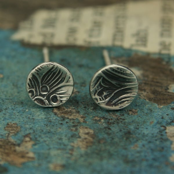 Paisley imprinted little round earrings
