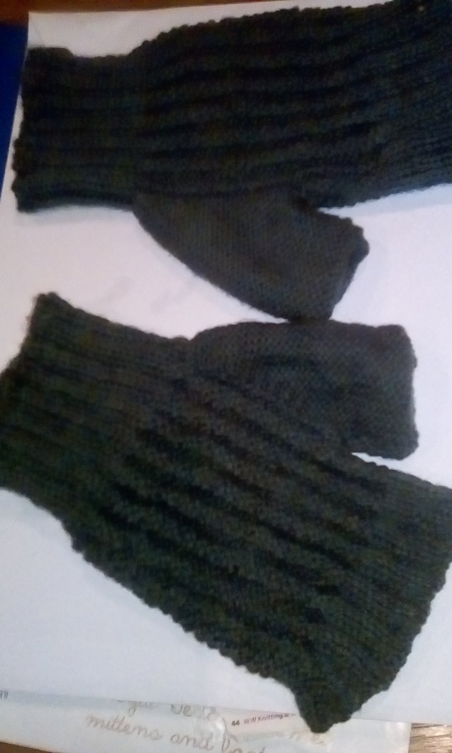 man-sized wool mittens (117)