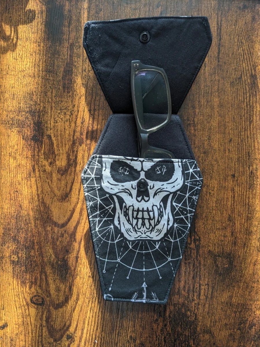 Handmade Skull Coffin Holder – Gothic Pen & Glasses Case – Alternative Makeup Po