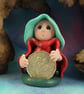 Tiny Thrupenny Bit Gnome 'Erin' with 1952 threepenny piece OOAK Sculpt - Image 4