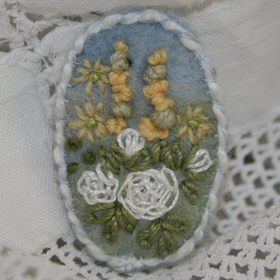 SALE Embroidered Rose Garden Brooch - White roses