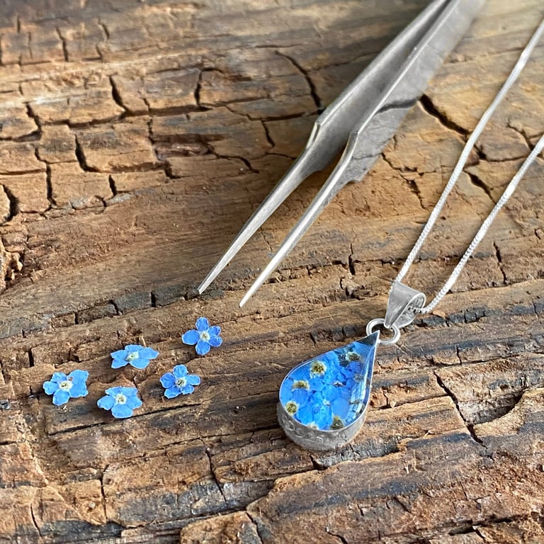 Sterling Silver Forget-Me-Not Teardrop Pendant Necklace