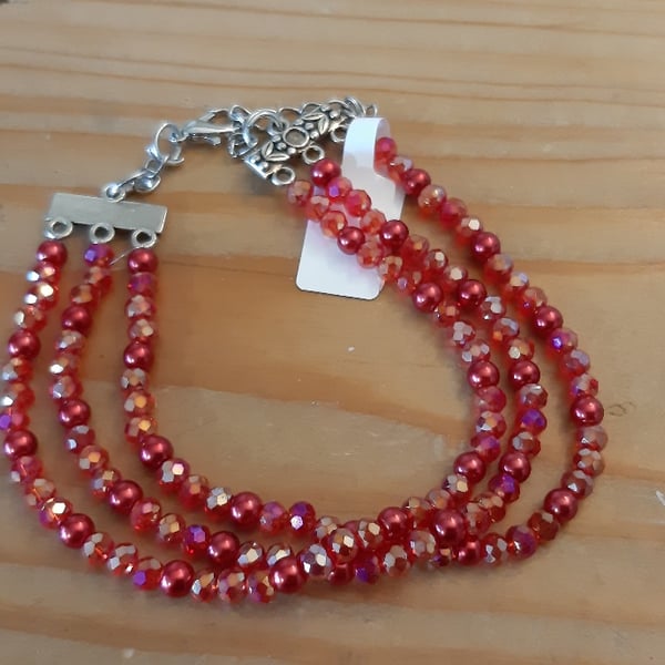 Triple-Strand Glass Bead Bracelet - Red