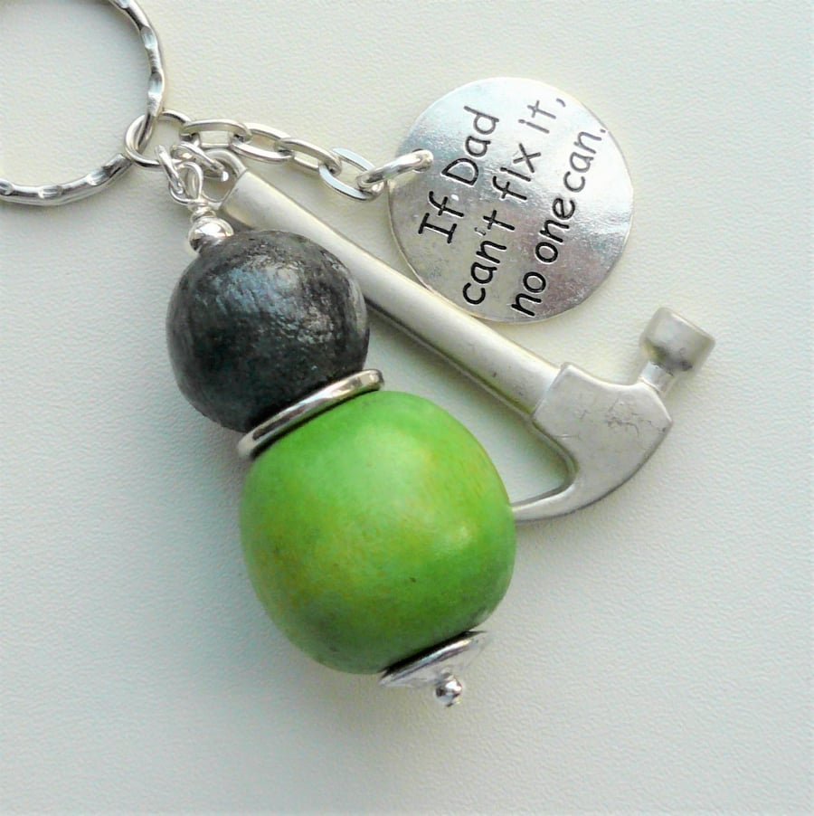 If Dad Can't Fix It No-One Can Black and Green Tool Hammer Keyring  KCJ1965