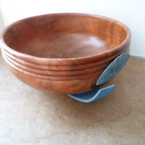  CHERRY ROCKING BOWL