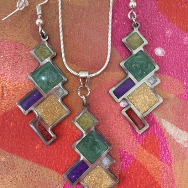 Geometric multi colour necklace and earring set