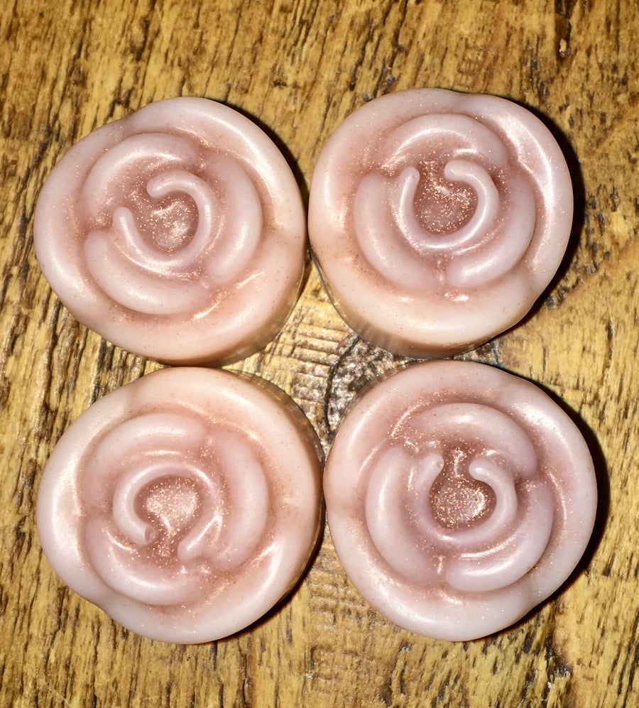 Vanilla Scented Handmade Bag of 4 Soy Wax Melt Roses