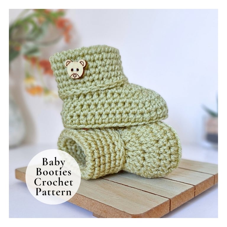 Button Baby Booties Crochet Pattern PDF – 3 Sizes – US Terms
