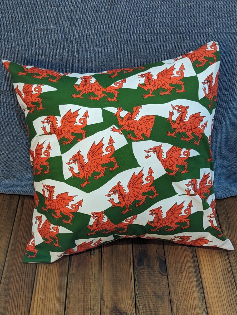 Welsh dragon Draig Goch flag square throw cushion - Folksy
