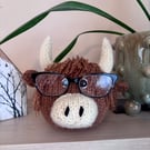 Highland cow glasses holder