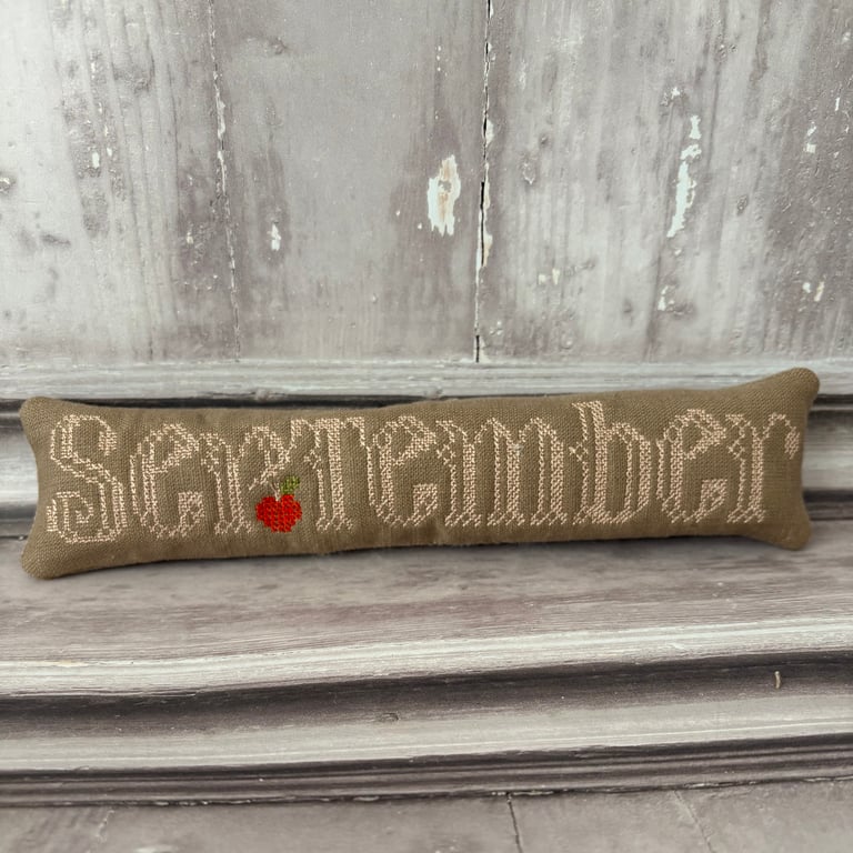 September Bowl Filler by Carolee Crafts SY 0015