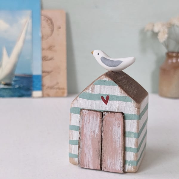 Hand Painted Wooden Beach Hut with Seagull 