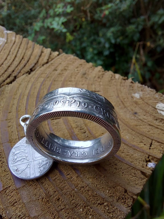 King George V 1919 sterling silver Half crown coin ring and charm 