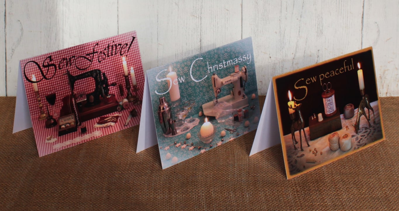 Pack of 6 Christmas cards with a vintage sewing theme.