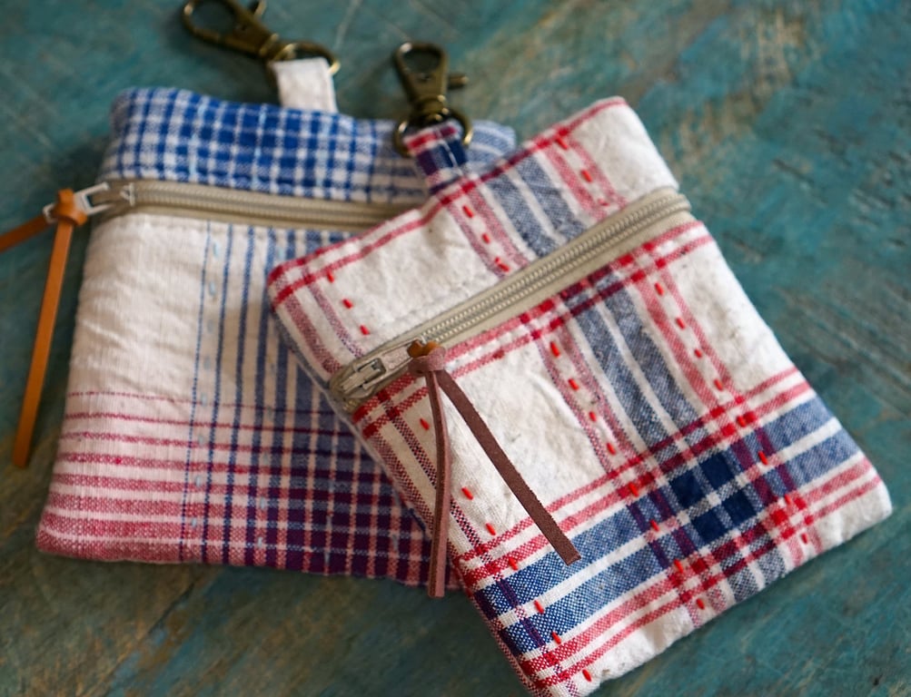 Small Coin Purse with Key Ring – Vintage Fabric Zipper Pouch Key Chain Snap Hook