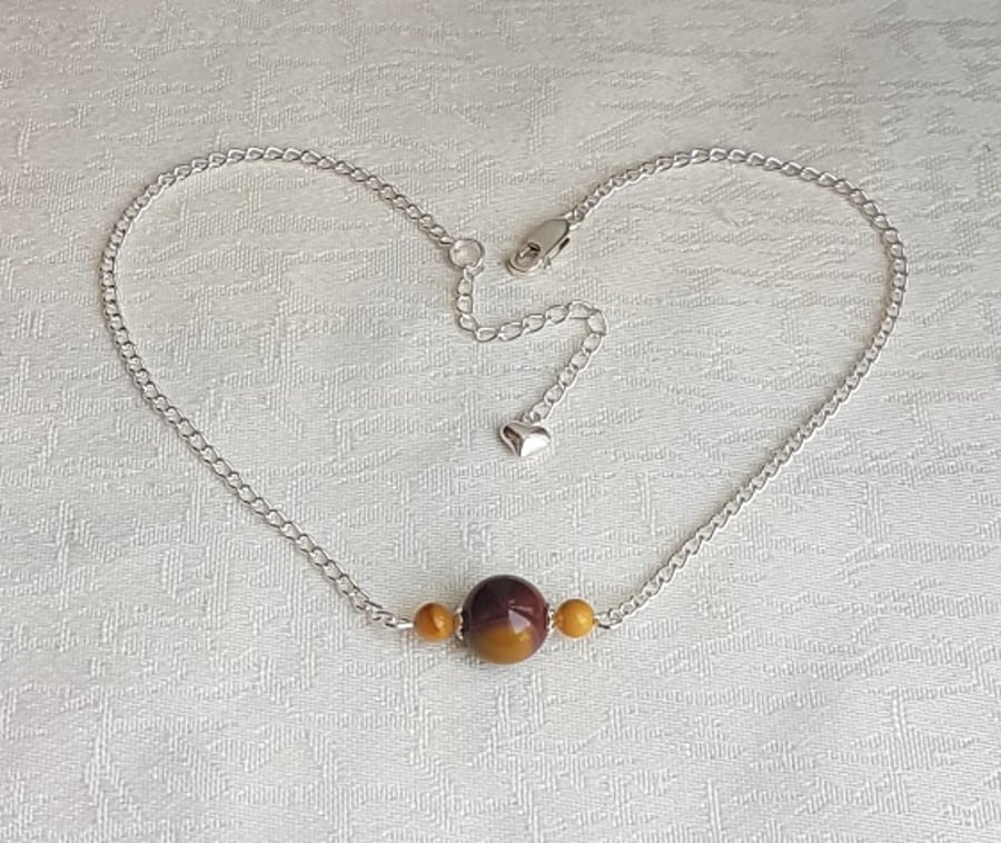 Gorgeous Mookaite Three Bead Choker Necklace.