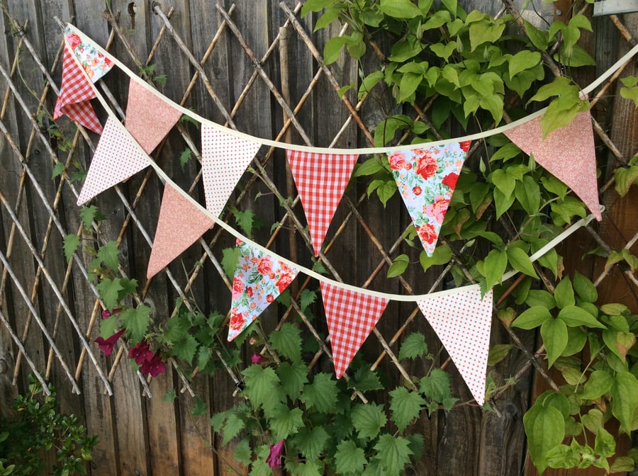 Peach and orange Bunting - 12flags, birthday party deco, Playroom bunting
