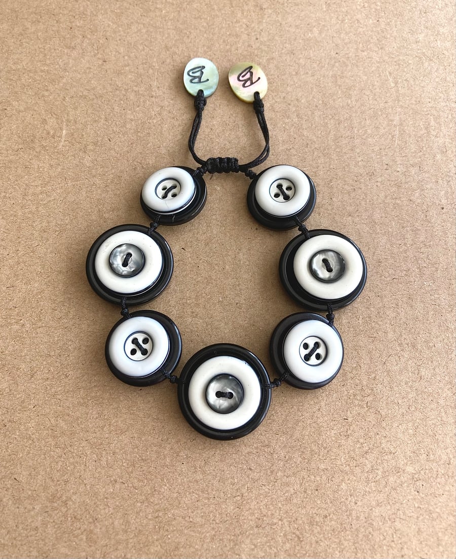 Black and White Colour Theme - Vintage Button Adjustable Handmade  Bracelet 