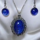 Vintage style necklace and earrings, handmade felt with silk in blue