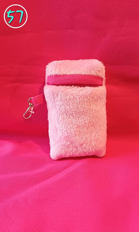 Tissue pack holder