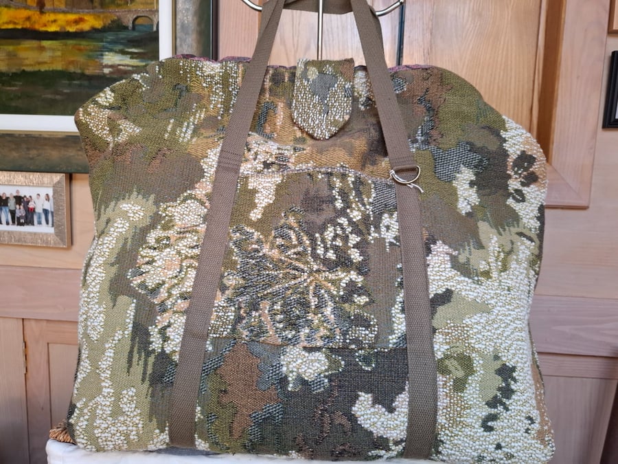 Green Carpet bag