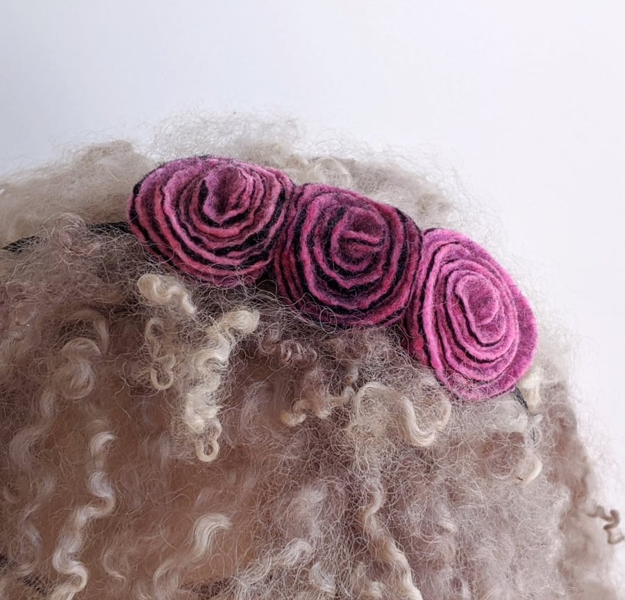 Flower hair band: pink art deco roses