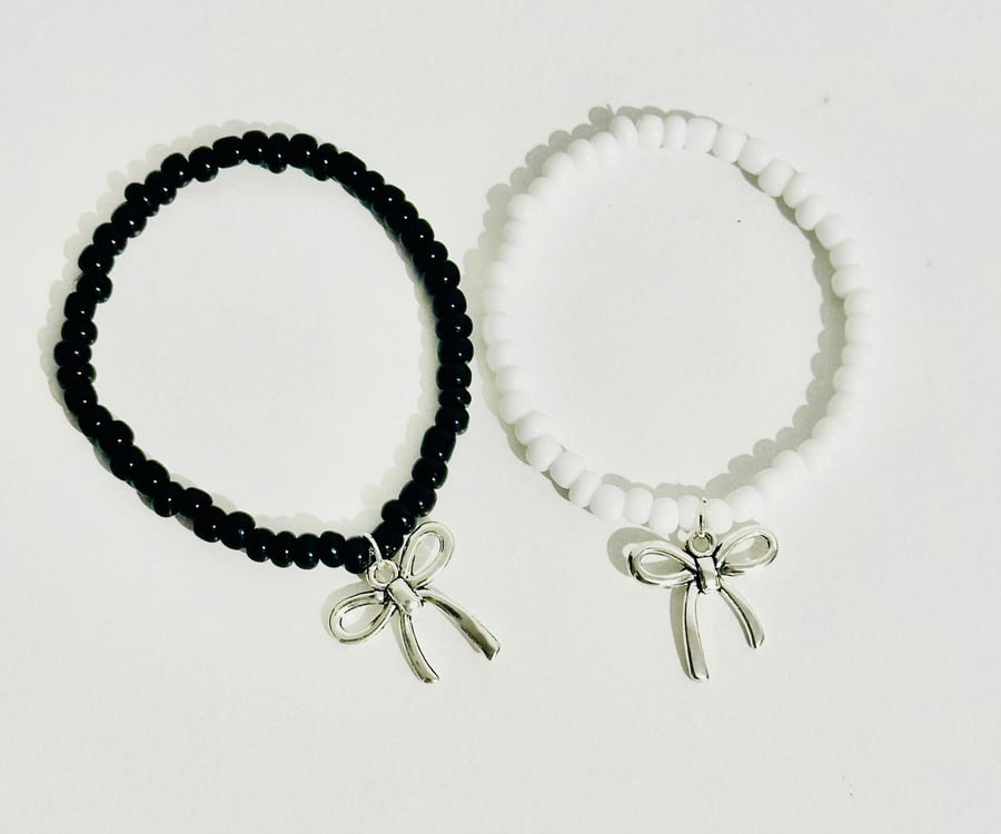 Couple bracelets - friendship bracelets - gift for friends and couples 