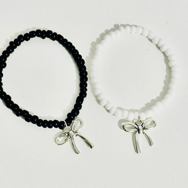 Couple bracelets - friendship bracelets - gift for friends and couples 