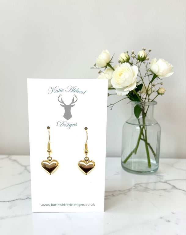 Charm Earrings - Medium Gold Heart