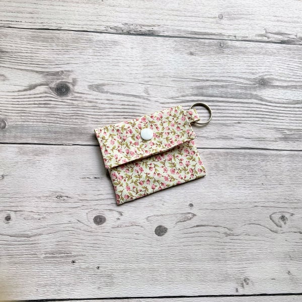 Cream and pink ditsy cotton round lip balm keychain. Fabric lipstick holder.