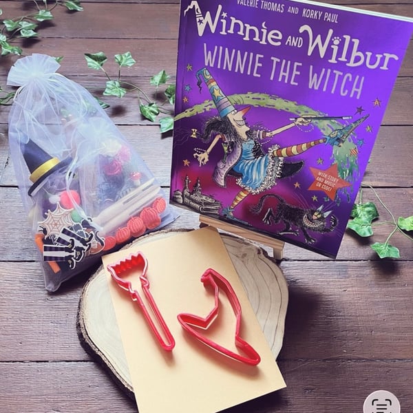 Winnie the Witch, witchy book, children's stories, book bundles, craft supplies