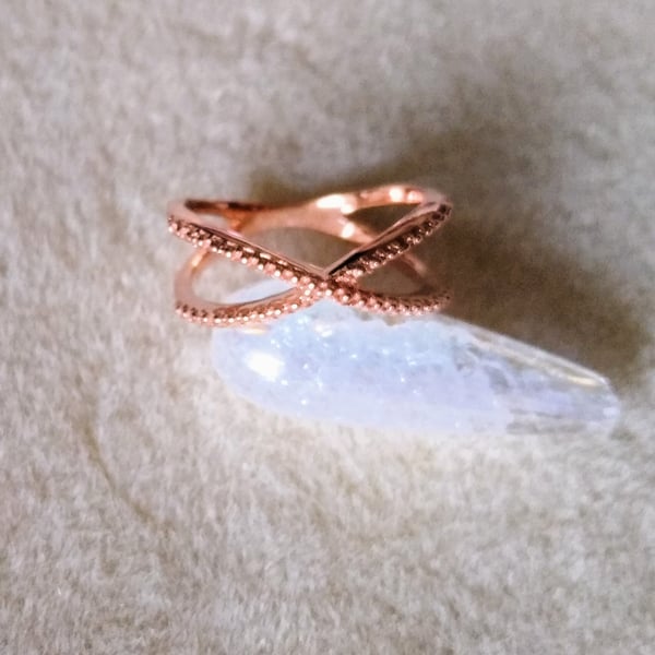 Rosegold on 925 Sterling Silver Kiss Ring Size N-O or 54