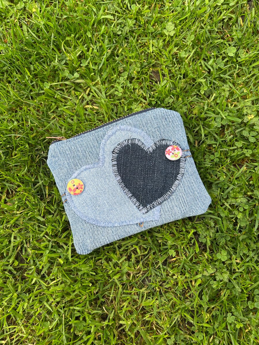 Denim purse with hearts - Upcycled jeans pockets