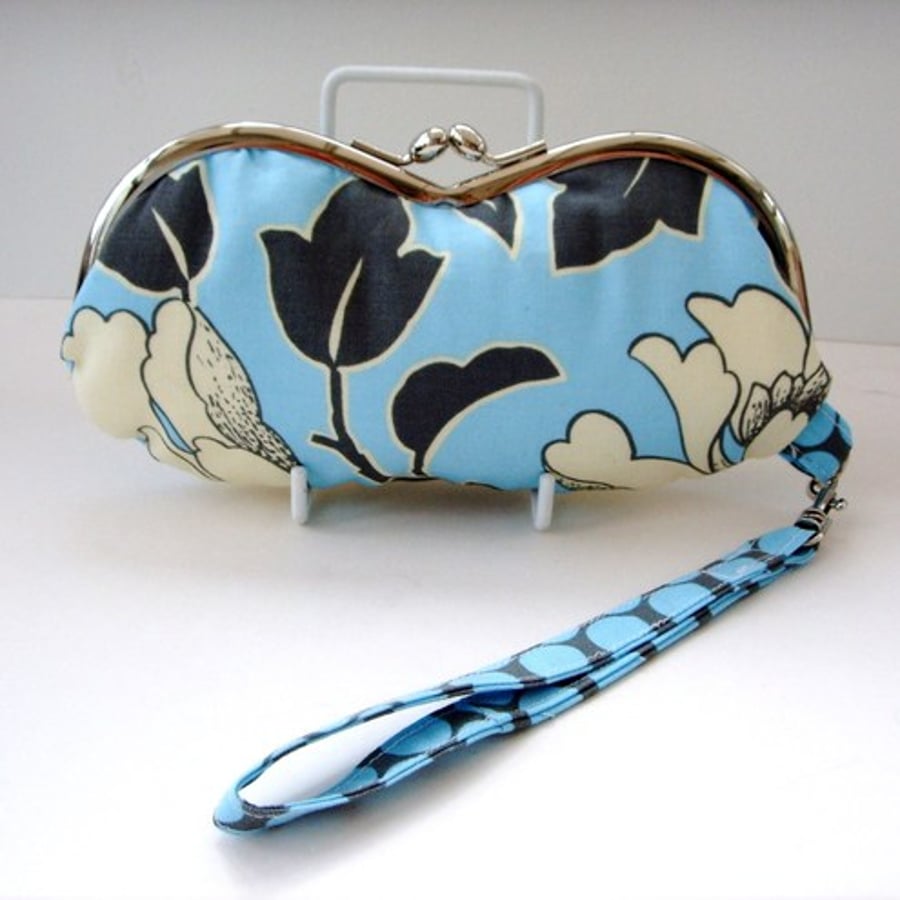 Wristlet purse/Glasses case