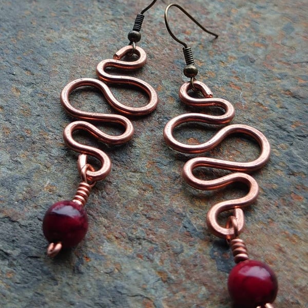 Copper and red bead squiggle earrings