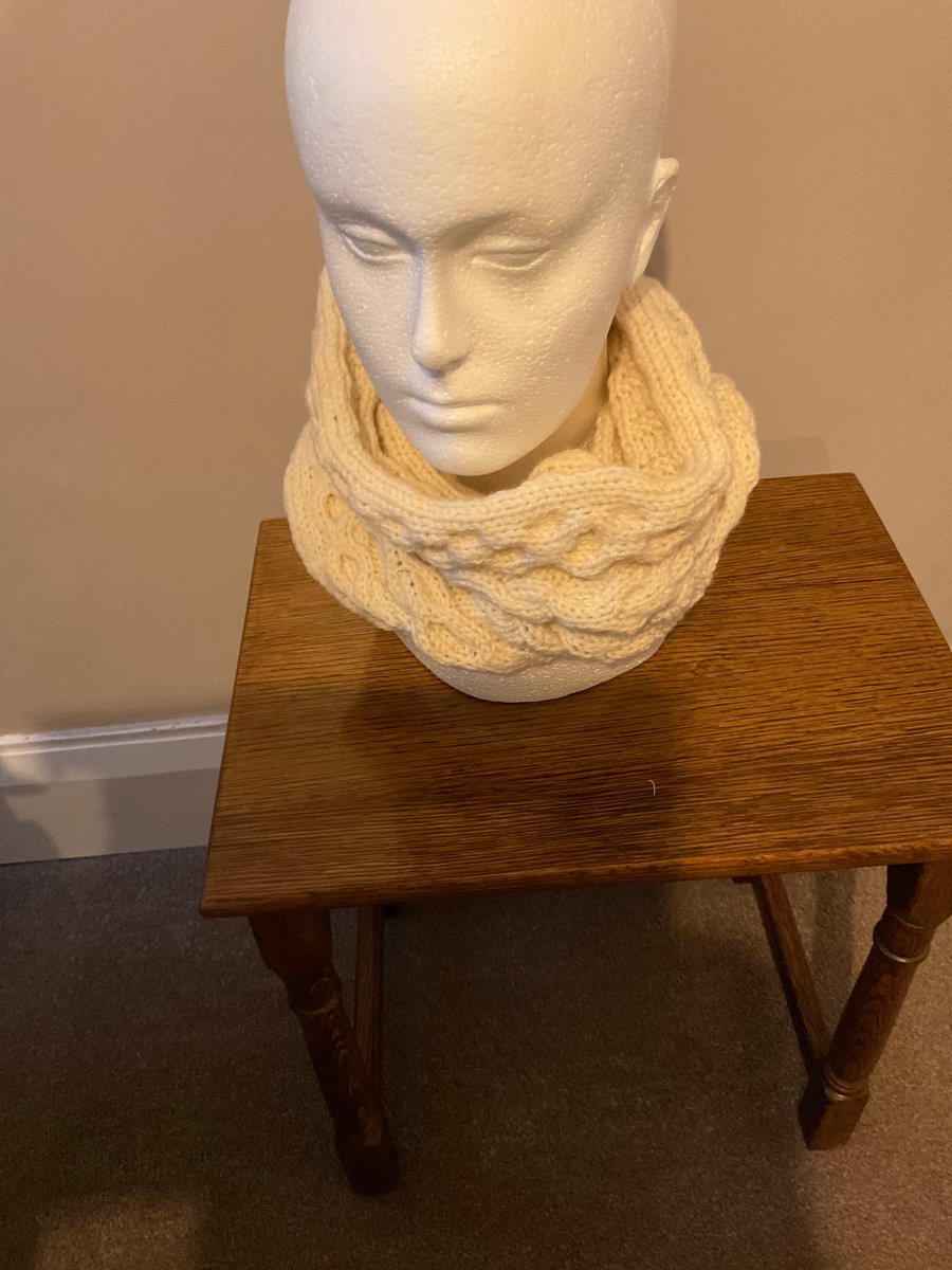 Aran snood
