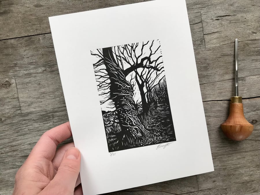 Winter Walk: by Suffolk printmaker Beth Knight. Original, hand pressed lino cut 