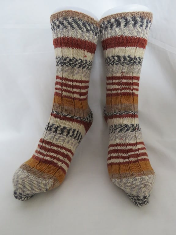 Hand-cranked Knitted Ribbed Wool Socks Size 8 to 9