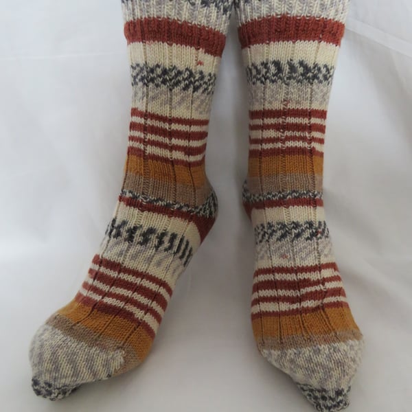 Hand-cranked Knitted Ribbed Wool Socks Size 8 to 9