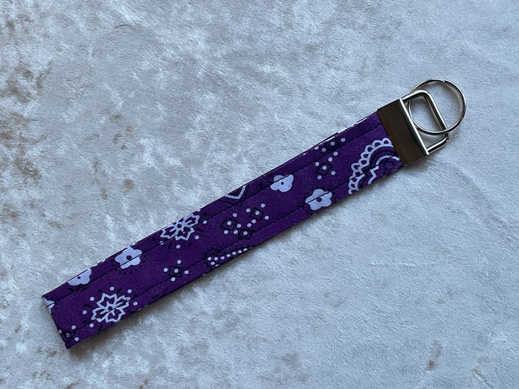 PURPLE MANDALA WRIST BAND KEYRING KEY HOLDER LANYARD FOB CHAIN 
