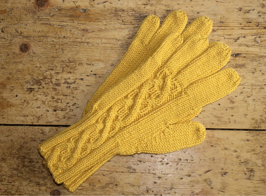 Women's Merino Wool Gloves with cable pattern - mustard yellow