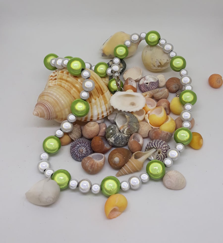 NL17 - Miracle bead necklace