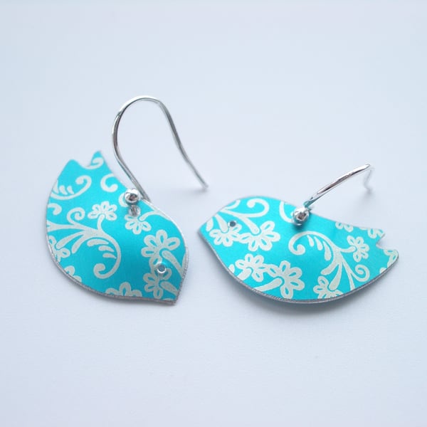 Bird earrings with flower print in turquoise and silver