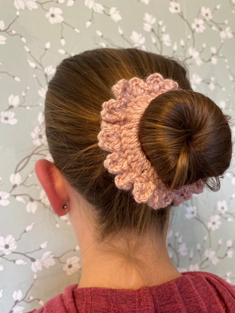 Crochet Scrunchie