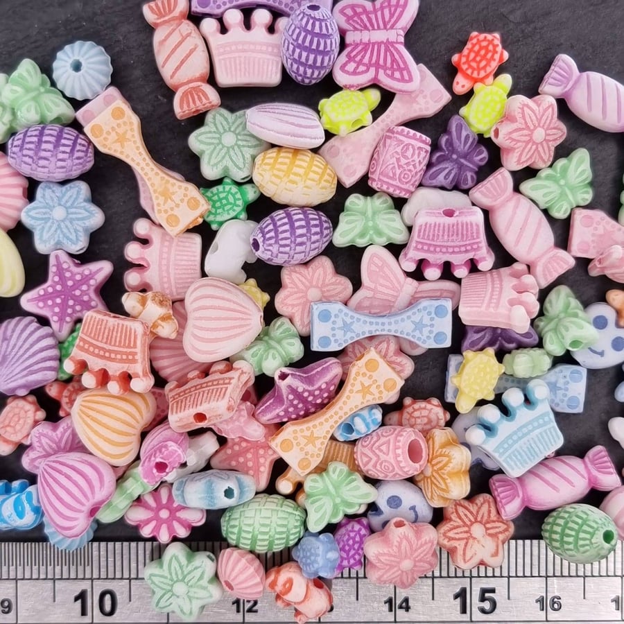 30g mixed bag of teeny weeny pretty pastel multicoloured beads