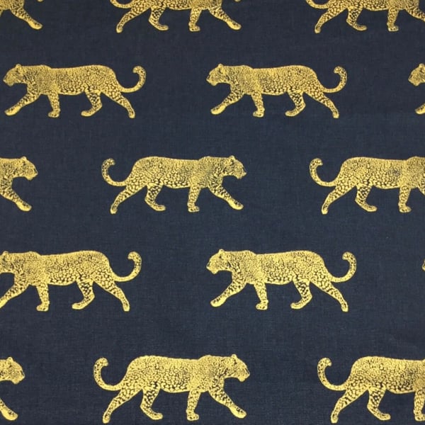 4 Leopard Tablecloth 250 x 135cm Indigo