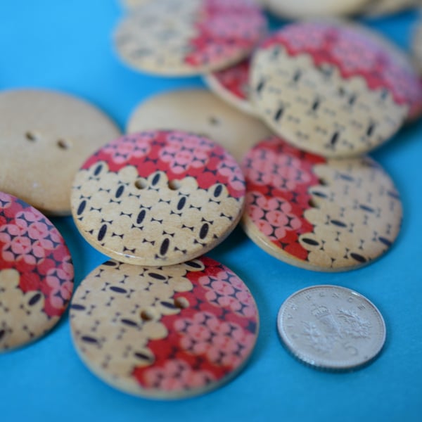 30mm Wooden Red, Pink & Natural Wood Printed Buttons Large Button (RLG7)