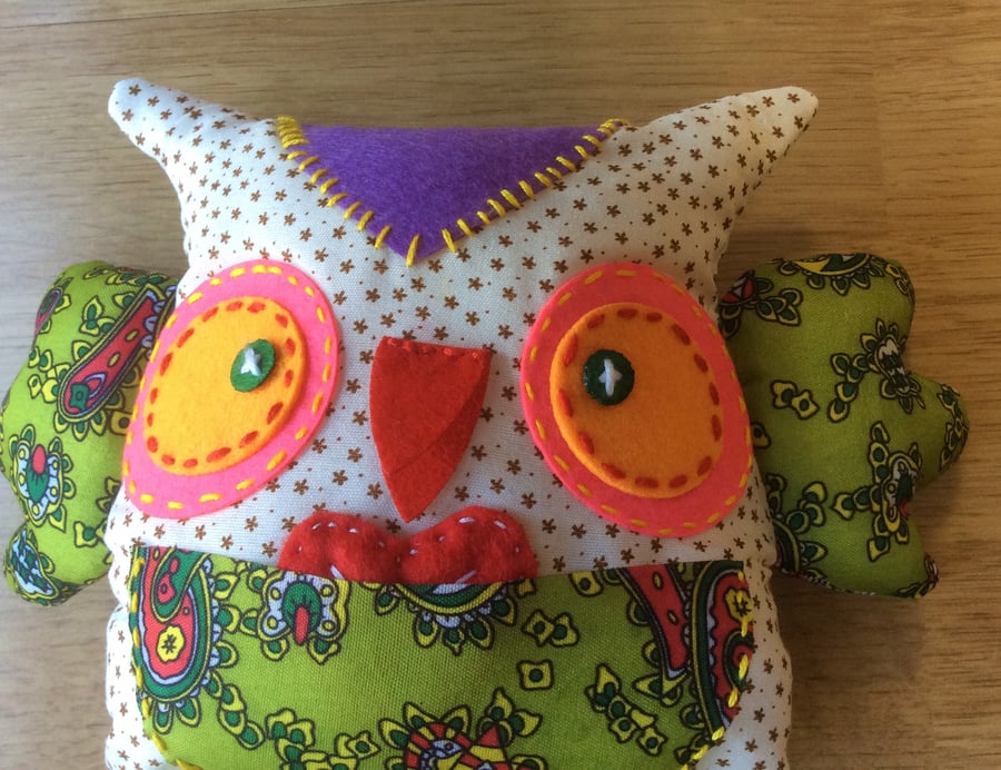 Fabric Shabby Chic Colourful Owl